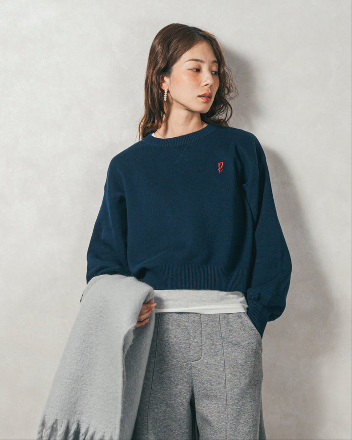 スウェットライクロゴ刺繍ニット (NAVY)