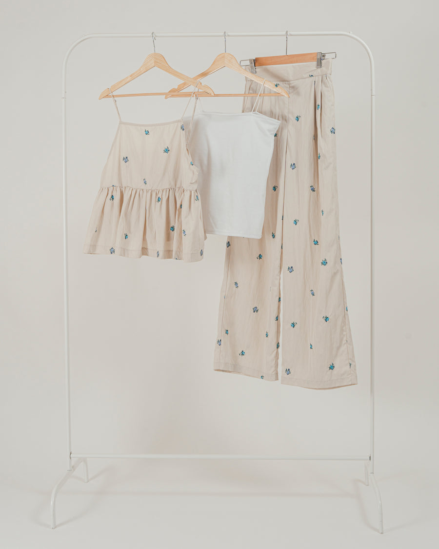 ［SET］Flower刺繍　ボリュームキャミ + Flower刺繍　タックパンツ + カップ付きカットリブキャミ（3SET）
