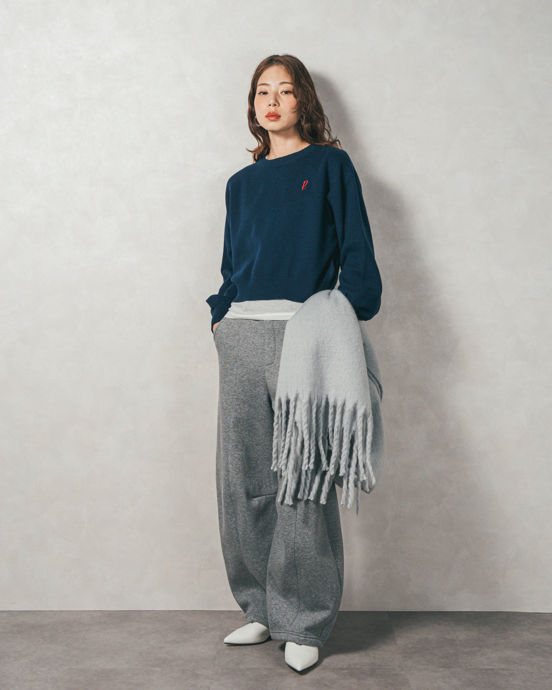 ［SET］スウェットライクロゴ刺繍ニット+Relax 裏起毛カーブパンツ（2SET）