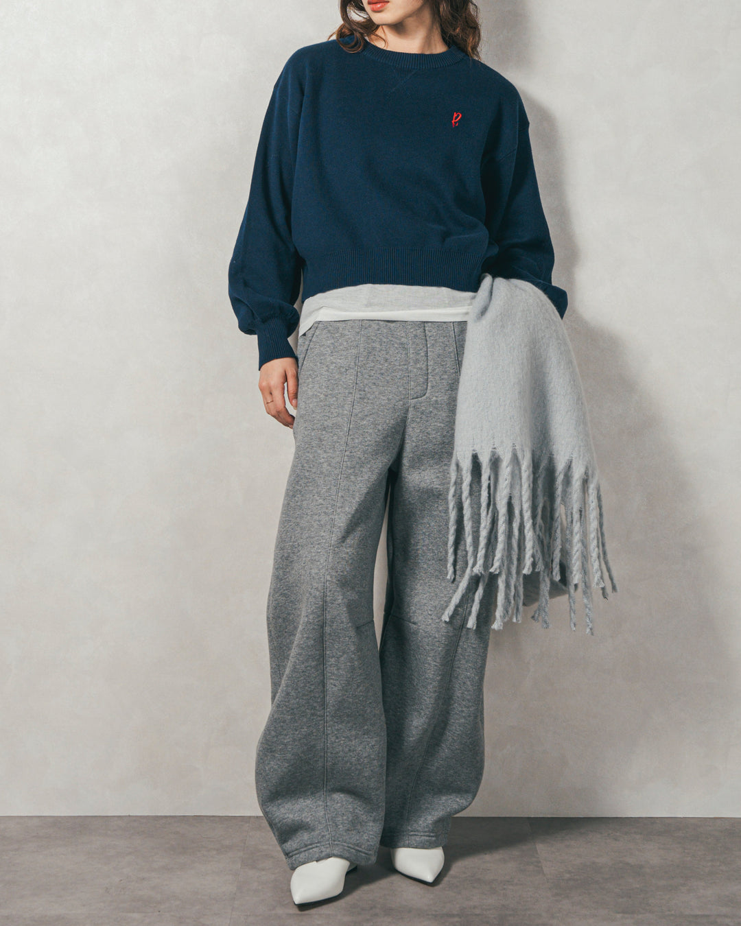 ［SET］スウェットライクロゴ刺繍ニット+Relax 裏起毛カーブパンツ（2SET）