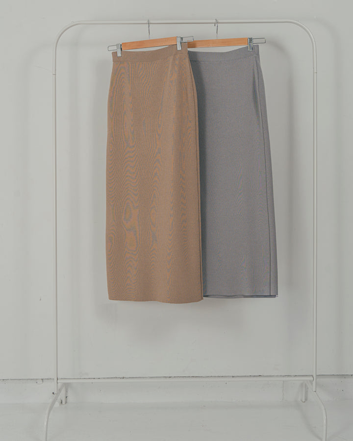 ［SET］VネックRelaxニットベスト + サテンアシメ レースキャミ + Relax Knit ストレートスカート（3SET）