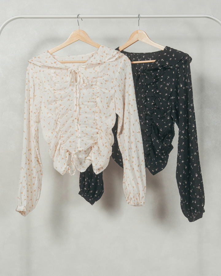 ［SET］Flowerプリントフリルブラウス 2colors SET（OFF WHITE & BLACK）（2SET）