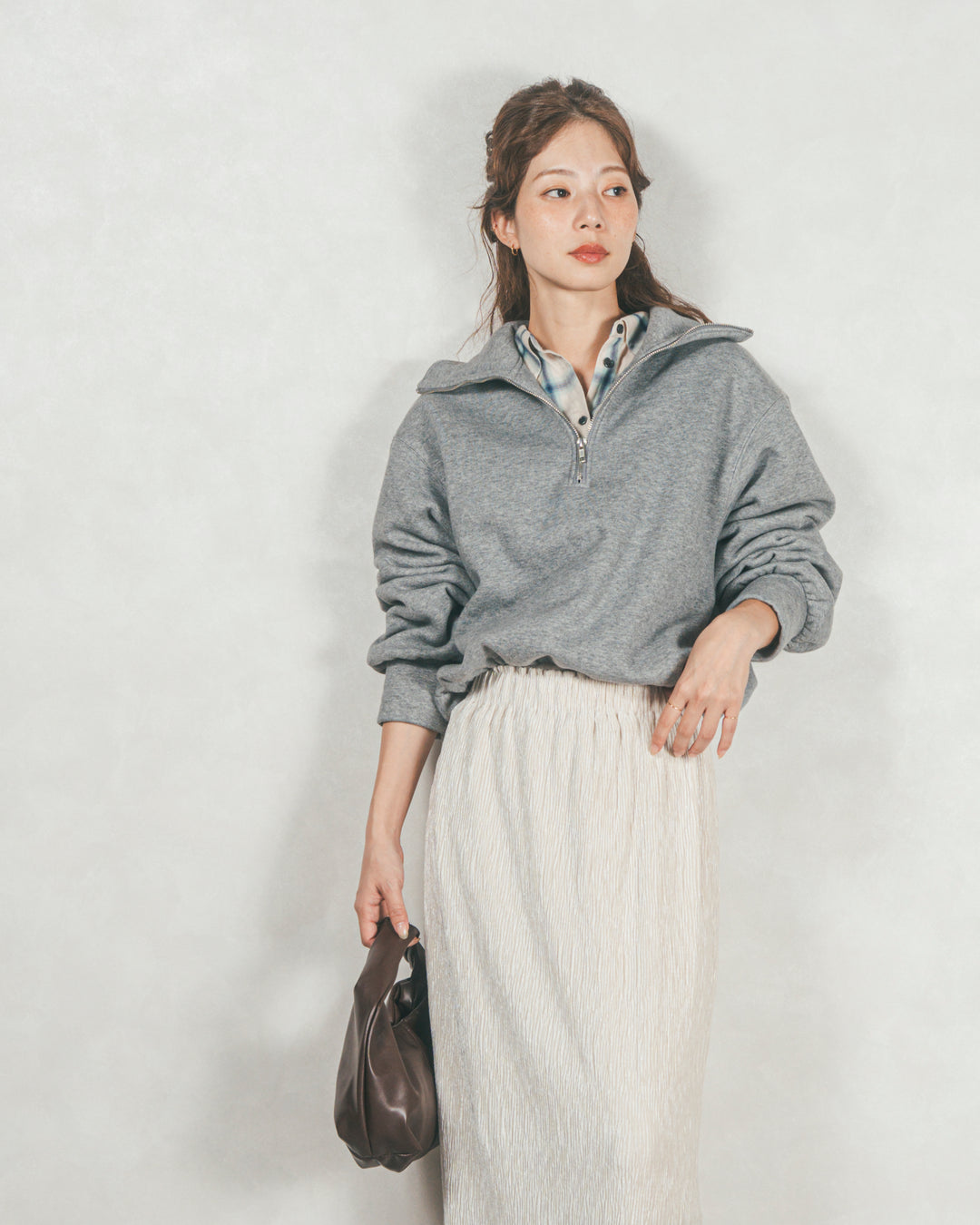 ［SET］裏起毛ハーフZipスウェット+ベロアNarrowスカート（2SET）