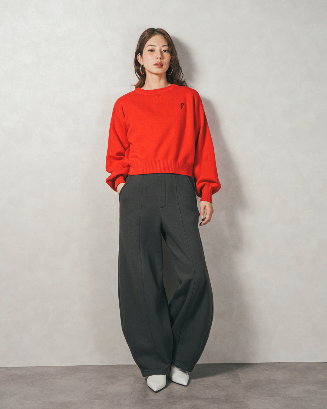 ［SET］スウェットライクロゴ刺繍ニット+Relax 裏起毛カーブパンツ（2SET）