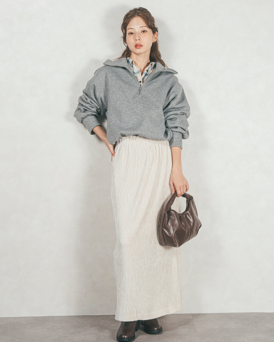 ［SET］裏起毛ハーフZipスウェット+ベロアNarrowスカート（2SET）