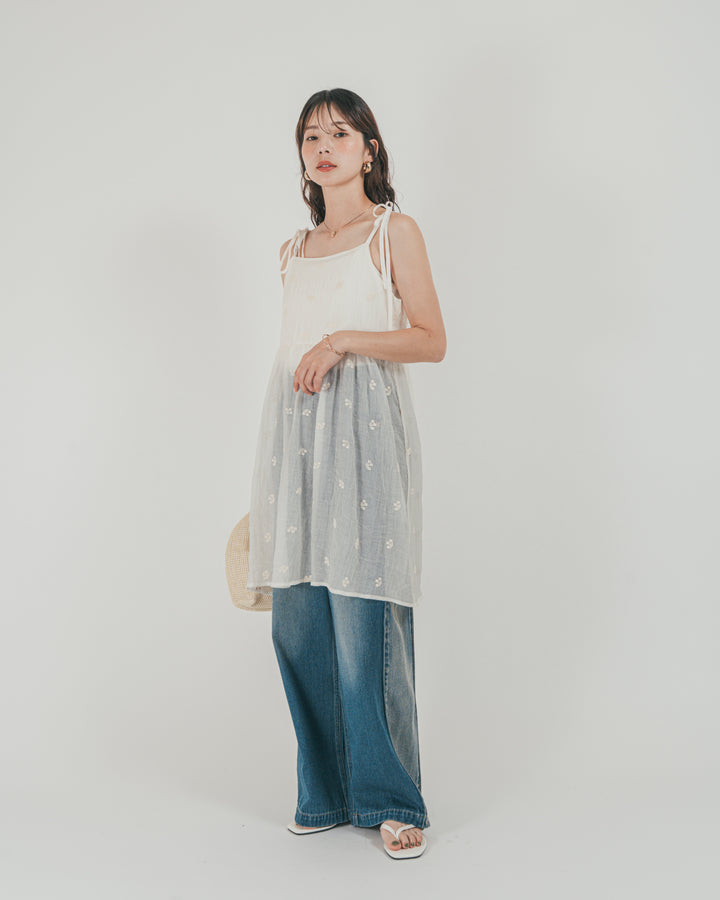 ［SET］ショルダーリボン刺繍Veilキャミ + 10oz サイドタック リラックスデニムパンツ（2SET）