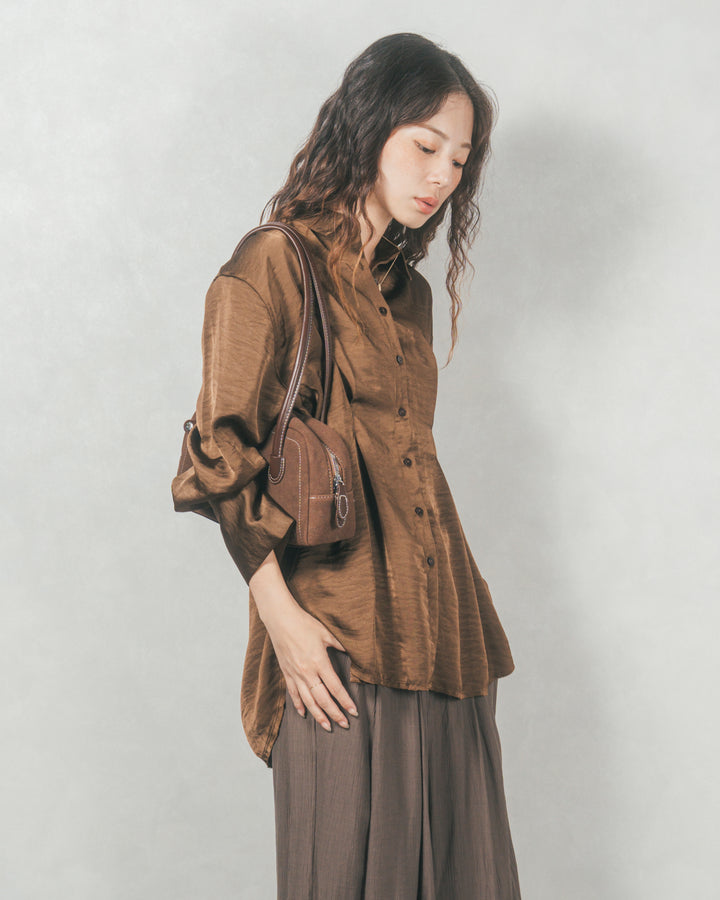 マットサテン タックシャツ (BROWN)