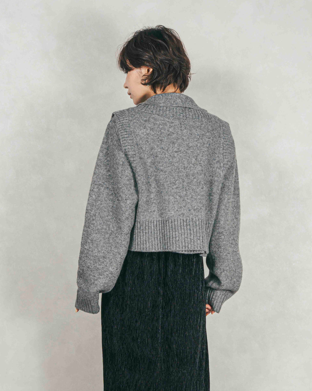 ［SET］Cloudyメランジ襟付きカーディガン+Cloudyメランジクロップドベスト+ベロアNarrowスカート（3SET）