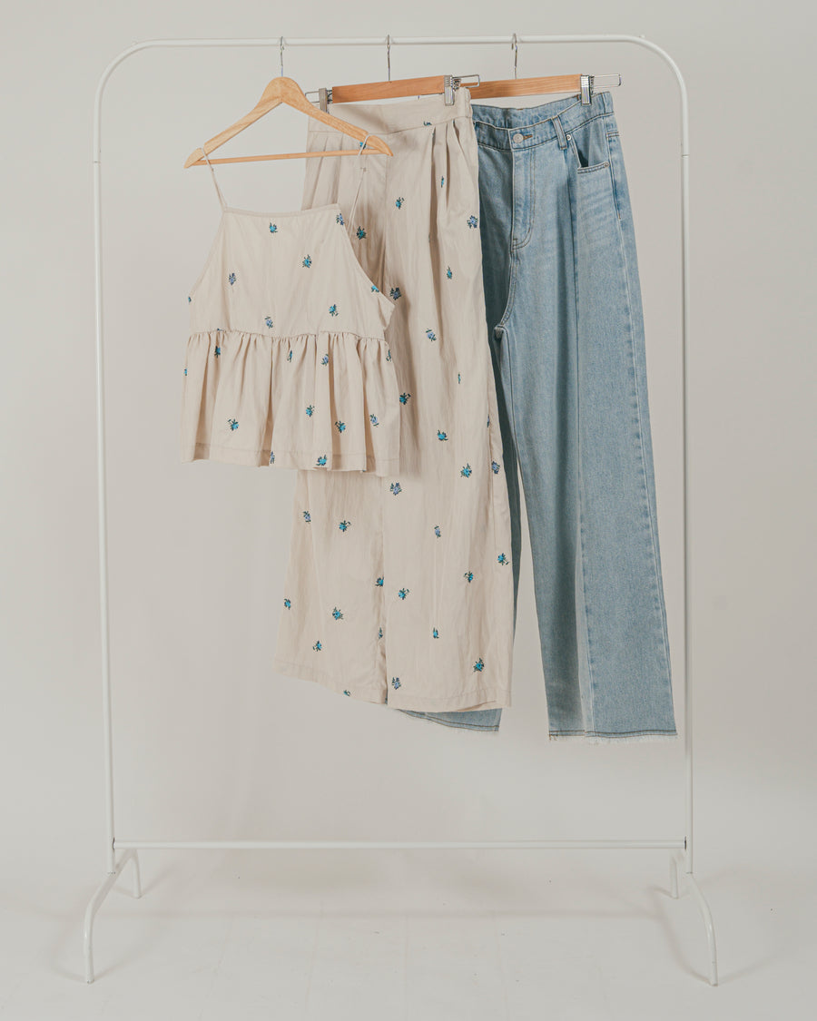 ［SET］Flower刺繍　ボリュームキャミ + Flower刺繍タックパンツ + 10oz ニュアンスバイカラーリラックスワイドデニム（3SET）