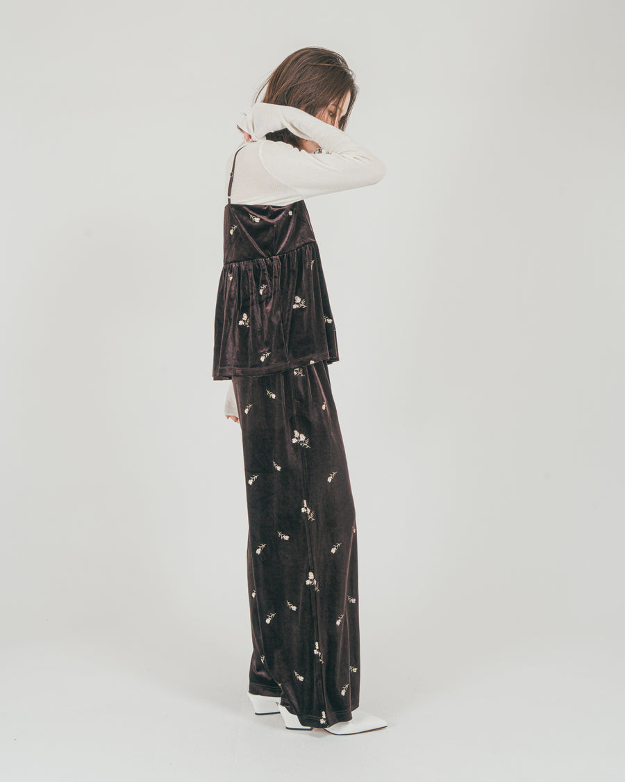 ［SET］Flower刺繍 ベロアペプラムキャミ + Flower刺繍 ベロアパンツ + ボートネックSheerリブニット（3SET）