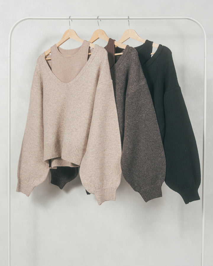 ［SET］メランジVネックニットレイヤードセット+ドローストリングナイロンカーゴスカート（2SET）