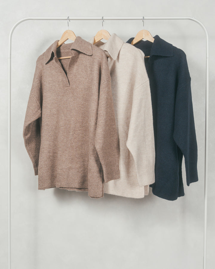 ［SET］サイドスリット襟付きスキッパーニット+Relaxストライプパンツ