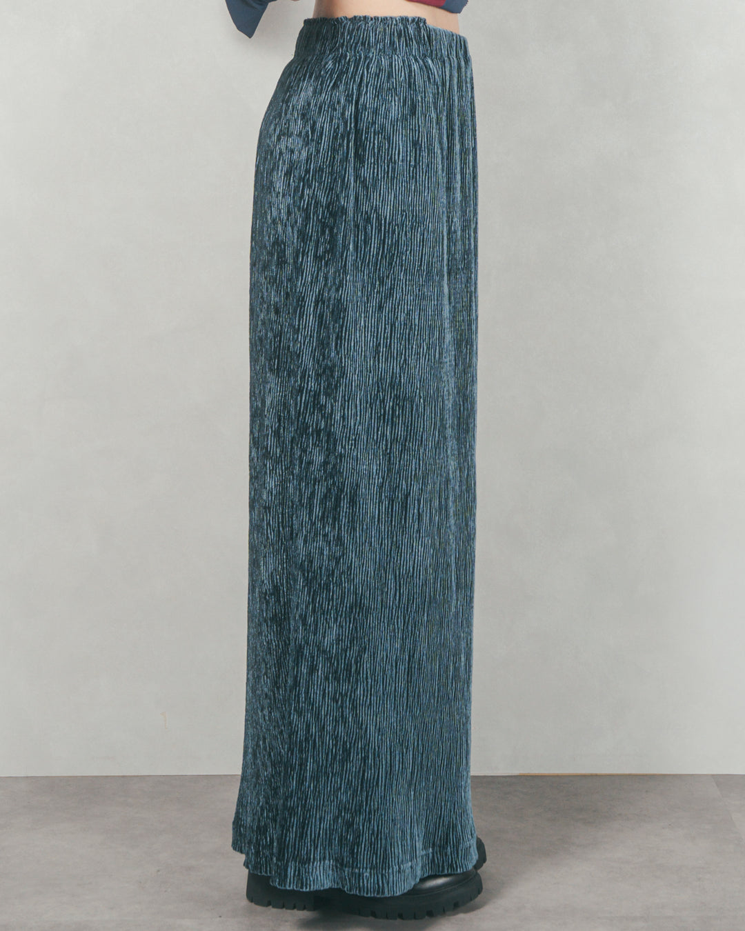 ［SET］Cloudyメランジ襟付きカーディガン+Cloudyメランジクロップドベスト+ベロアNarrowスカート（3SET）