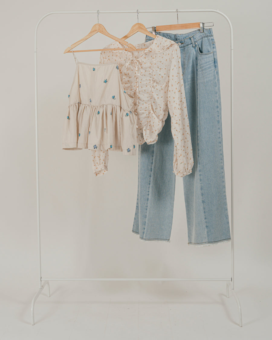 ［SET］Flower刺繍　ボリュームキャミ + Flowerプリントフリルブラウス + 10oz ニュアンスバイカラー リラックスワイドデニム（3SET）