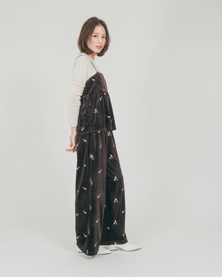 ［SET］Flower刺繍 ベロアペプラムキャミ + Flower刺繍 ベロアパンツ + ボートネックSheerリブニット（3SET）