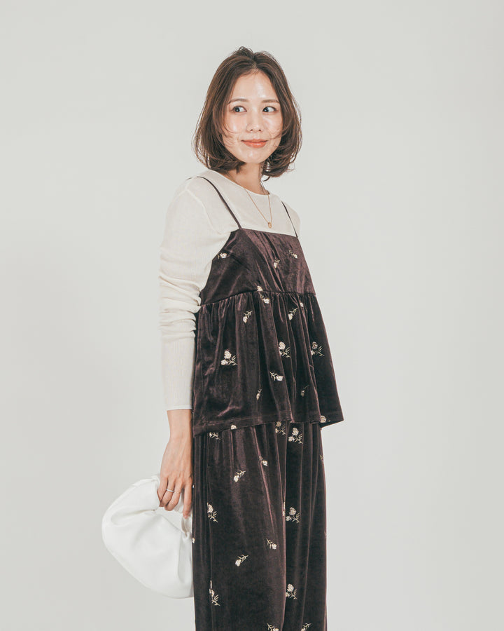 ［SET］Flower刺繍 ベロアペプラムキャミ + Flower刺繍 ベロアパンツ（2SET）