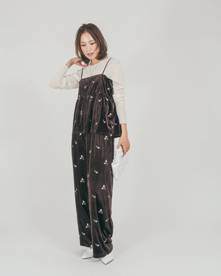 ［SET］Flower刺繍 ベロアペプラムキャミ + Flower刺繍 ベロアパンツ + ボートネックSheerリブニット（3SET）