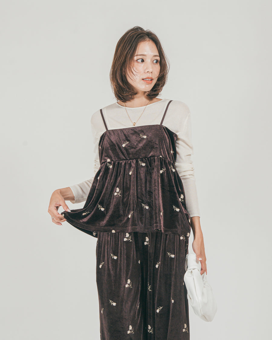 ［SET］Flower刺繍 ベロアペプラムキャミ + Flower刺繍 ベロアパンツ + ボートネックSheerリブニット（3SET）