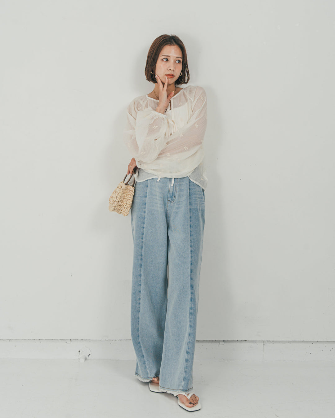 ［SET］フロントリボン刺繍 Veilブラウス + 10oz ニュアンスバイカラー リラックスワイドデニム（2SET）