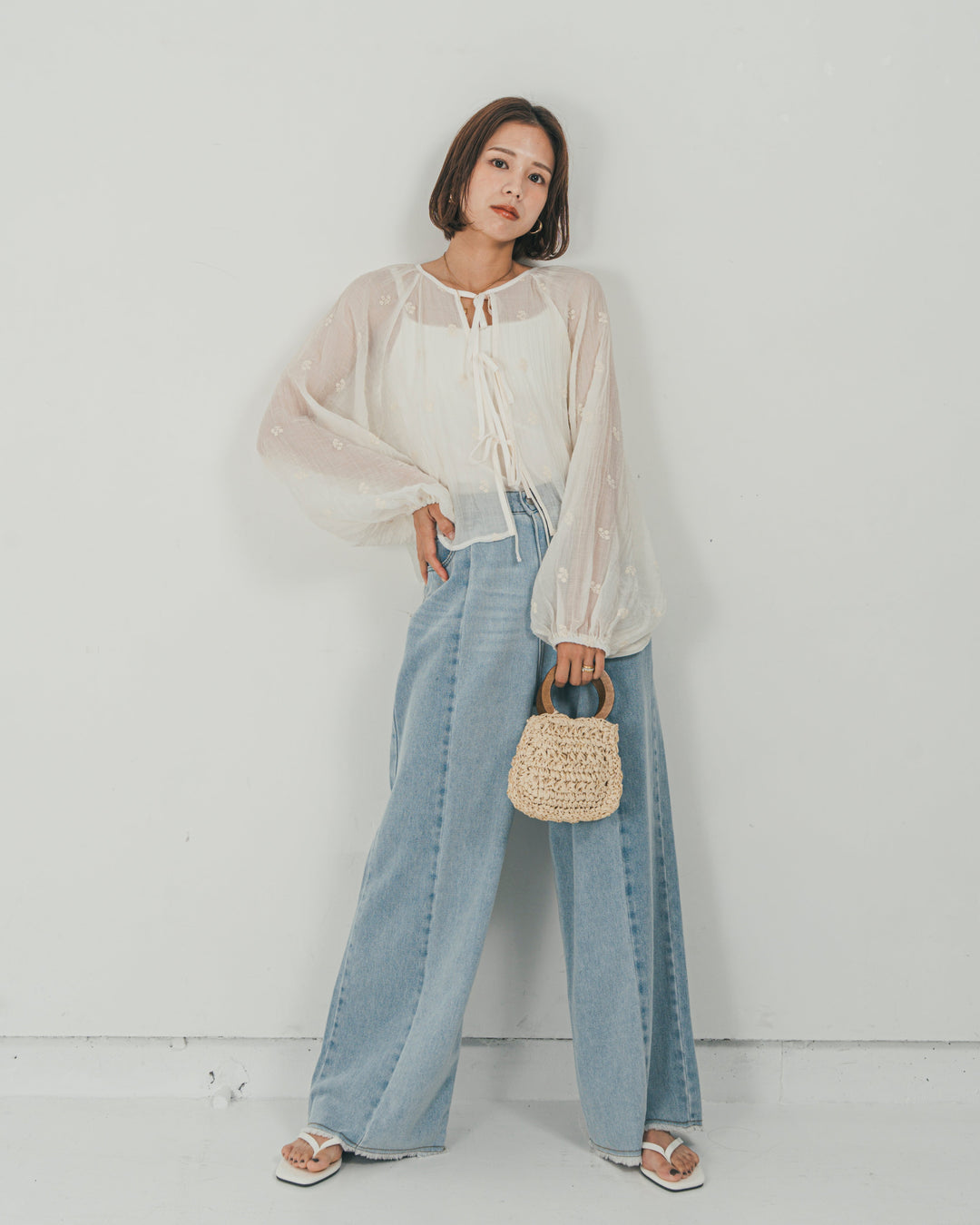 ［SET］フロントリボン刺繍 Veilブラウス + 10oz ニュアンスバイカラー リラックスワイドデニム（2SET）