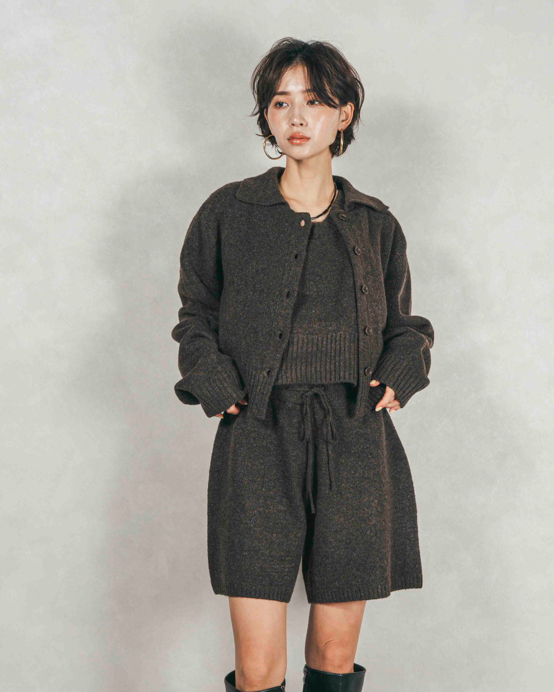 ［SET］Cloudyメランジ襟付きカーディガン+Cloudyメランジクロップドベスト+Cloudyメランジハーフパンツ（3SET）