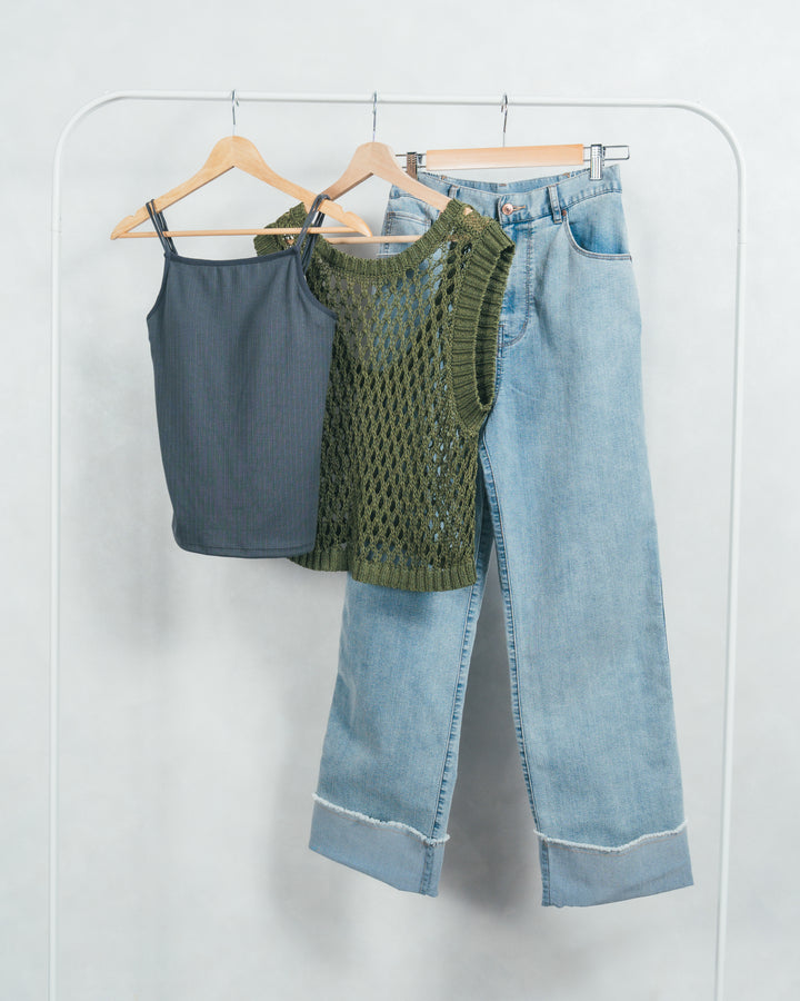 ［SET］2-Way Uネックメッシュニットベスト+［カップ付き］ヘルシーフィットリブキャミ+［SIDE ウエストゴム入り］ワイドバギーデニム（3SET）