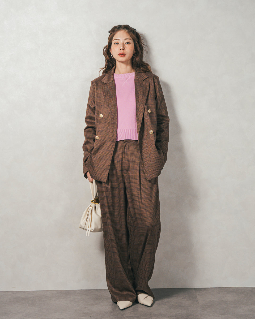 ［SET］スウェットライクロゴ刺繍ニット+Effortless チェックジャケット+Effortless チェックタックパンツ（3SET）