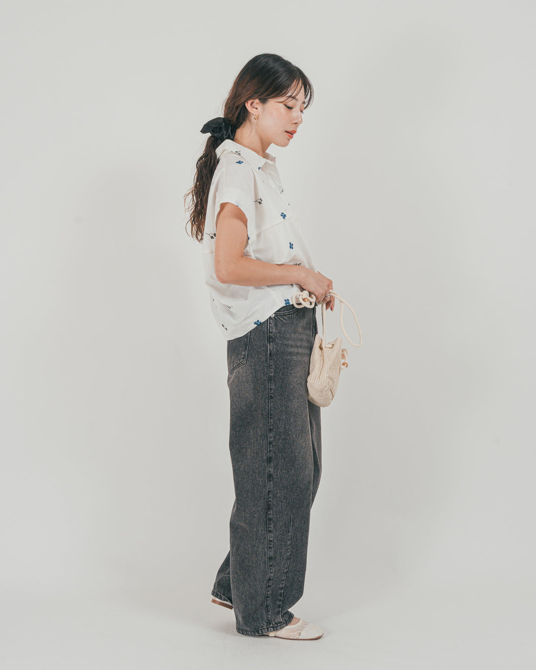 ［SET］Flower刺繍コクーンシャツ + ウエストデザイン カーブデニム（2SET）
