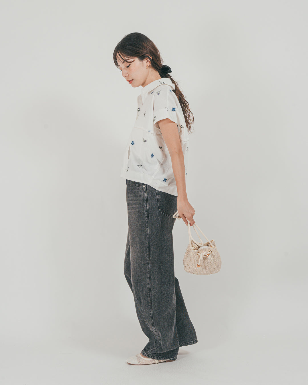 ［SET］Flower刺繍コクーンシャツ + ウエストデザイン カーブデニム（2SET）