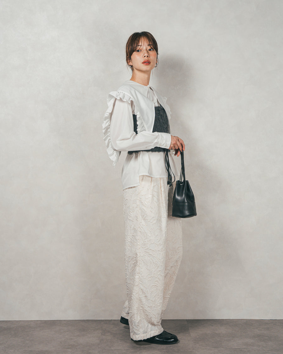 ［SET］2WAYビッグフリルカラーブラウス+モヘアタッチKnitビスチェ+フリンジジャガードリラックスパンツ（3SET）