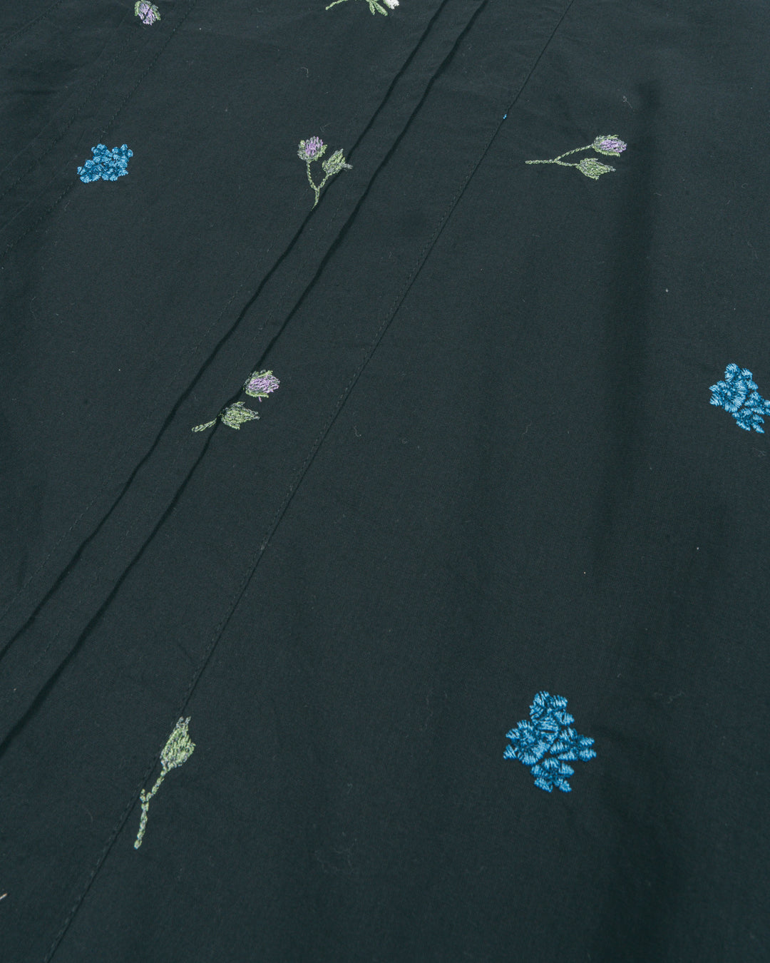 ［SET］Flower刺繍バルーンノースリブラウス + Flower刺繍チュニックキャミ + Flower刺繍リラックスパンツ（3SET）