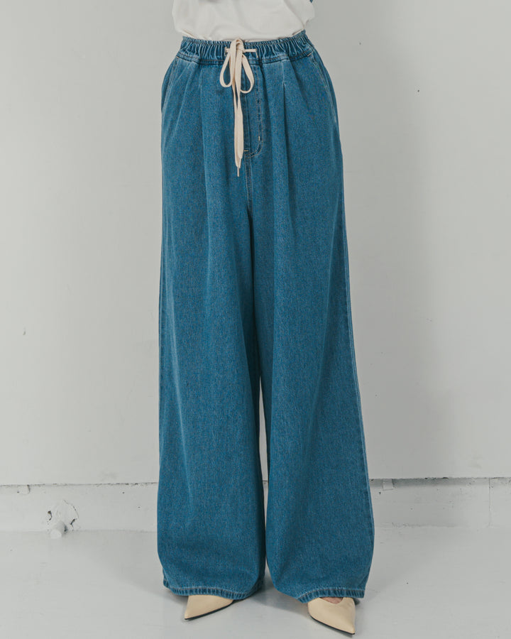 Airy Denim ワイドパンツ