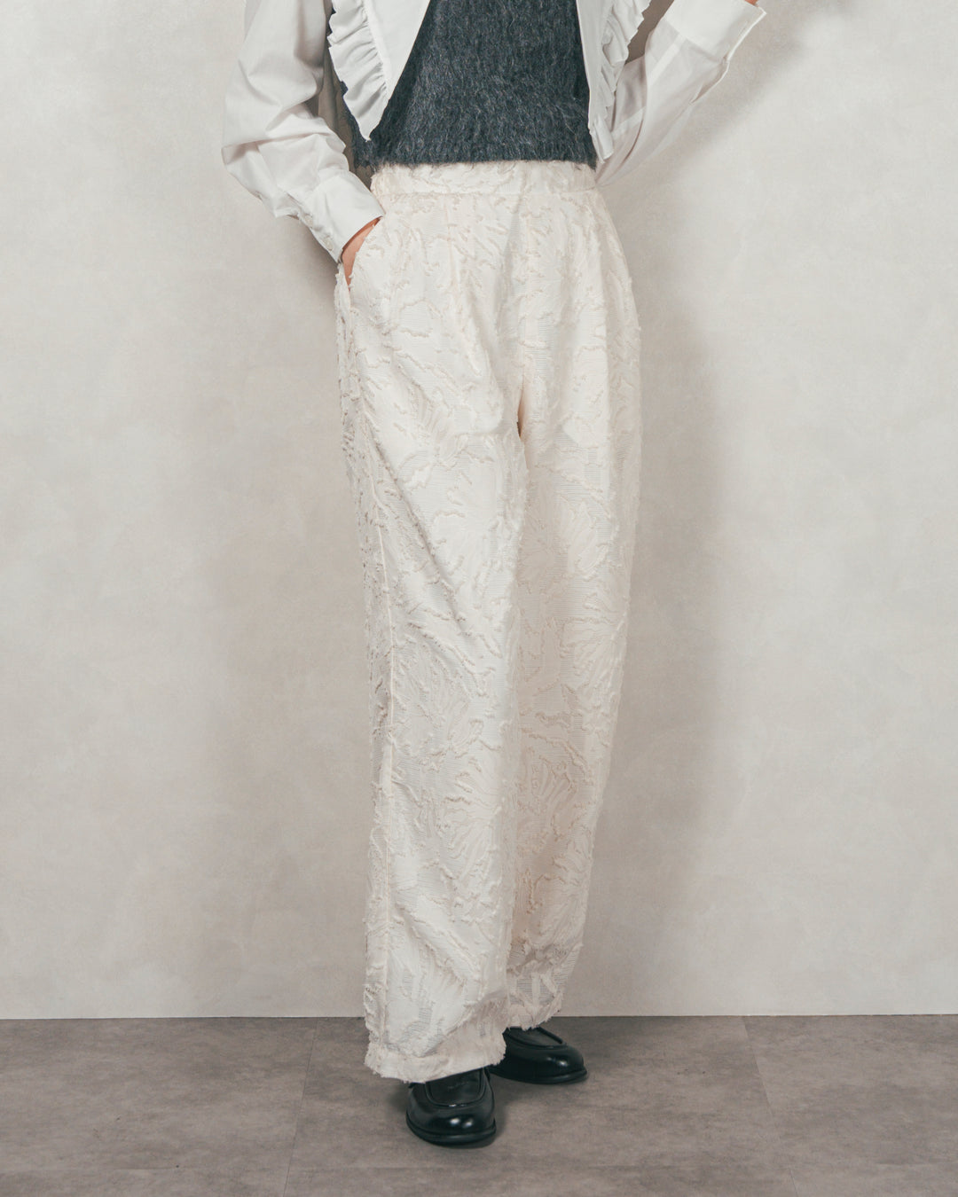 ［SET］フロントフリルメランジニットカーデ+フリンジジャガードリラックスパンツ（2SET）