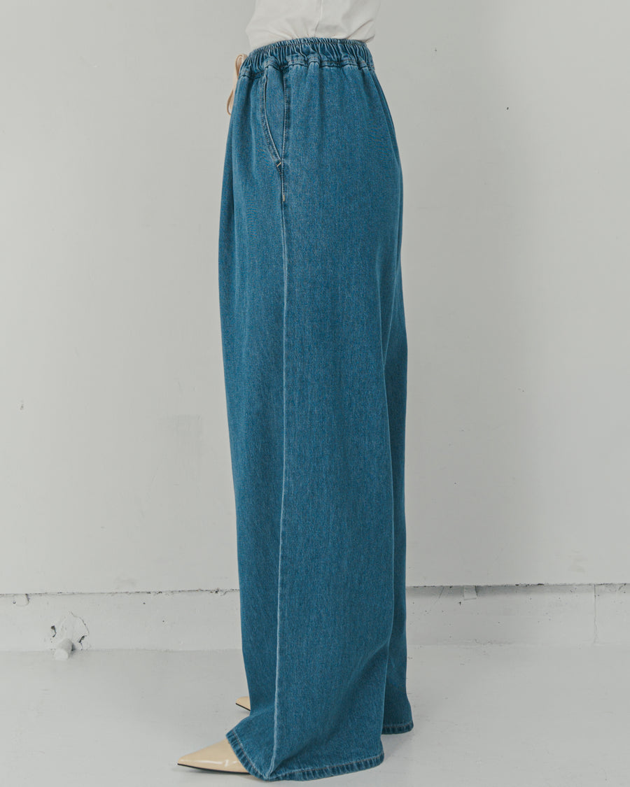 Airy Denim ワイドパンツ