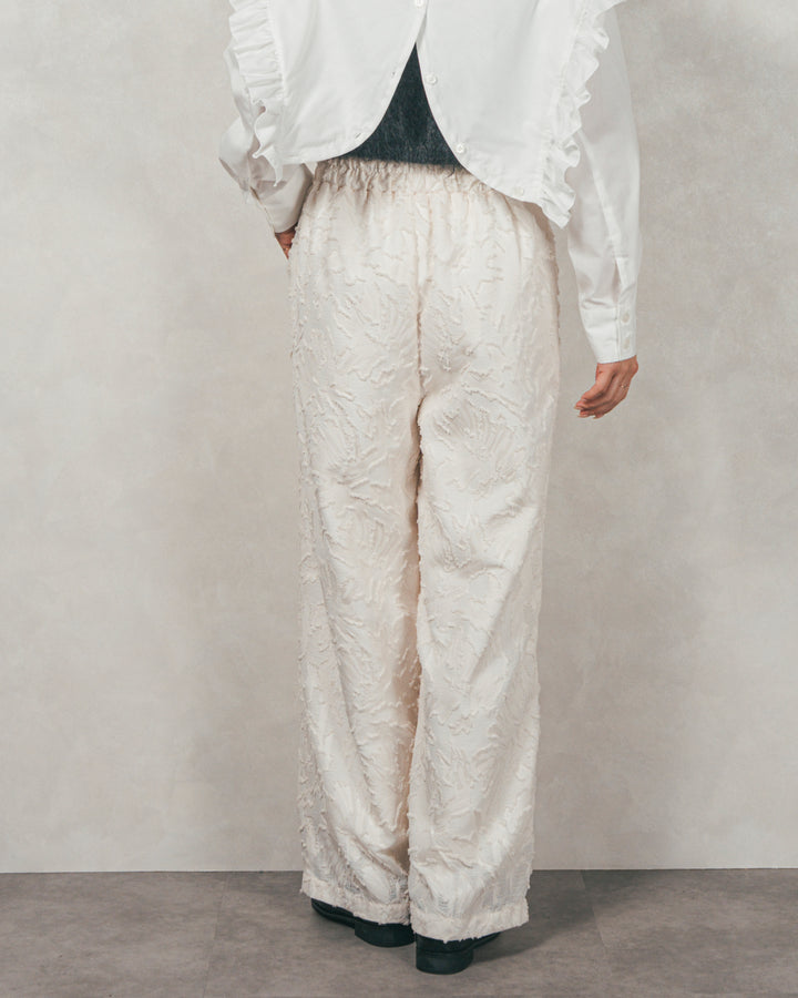 ［SET］2WAYビッグフリルカラーブラウス+モヘアタッチKnitビスチェ+フリンジジャガードリラックスパンツ（3SET）