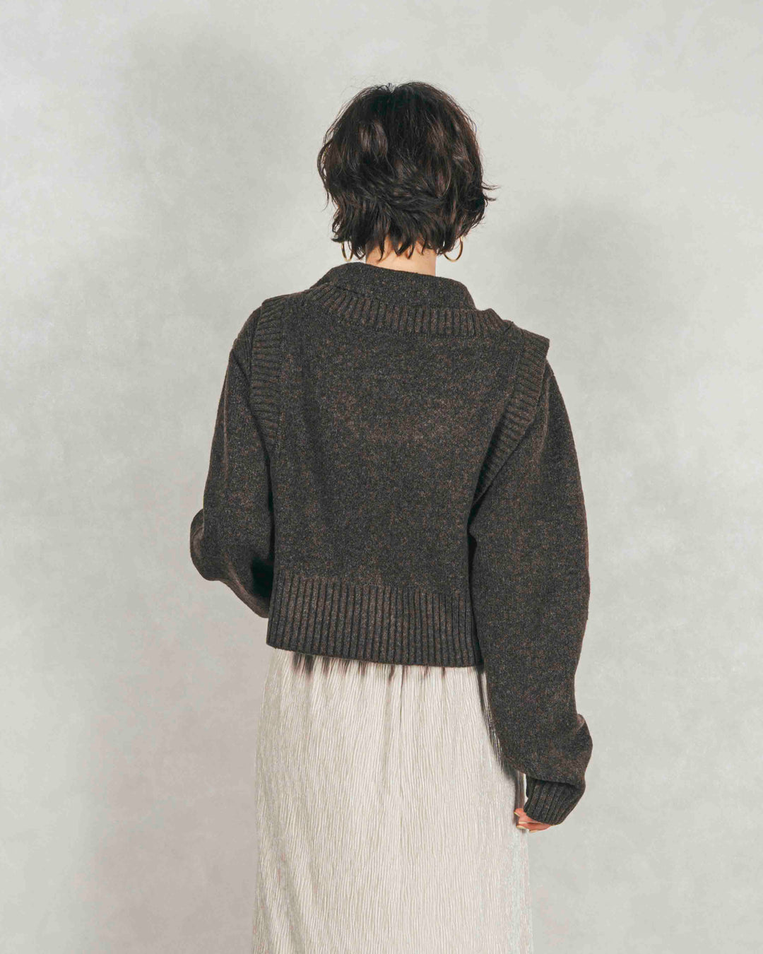 ［SET］Cloudyメランジ襟付きカーディガン+Cloudyメランジクロップドベスト+ベロアNarrowスカート（3SET）