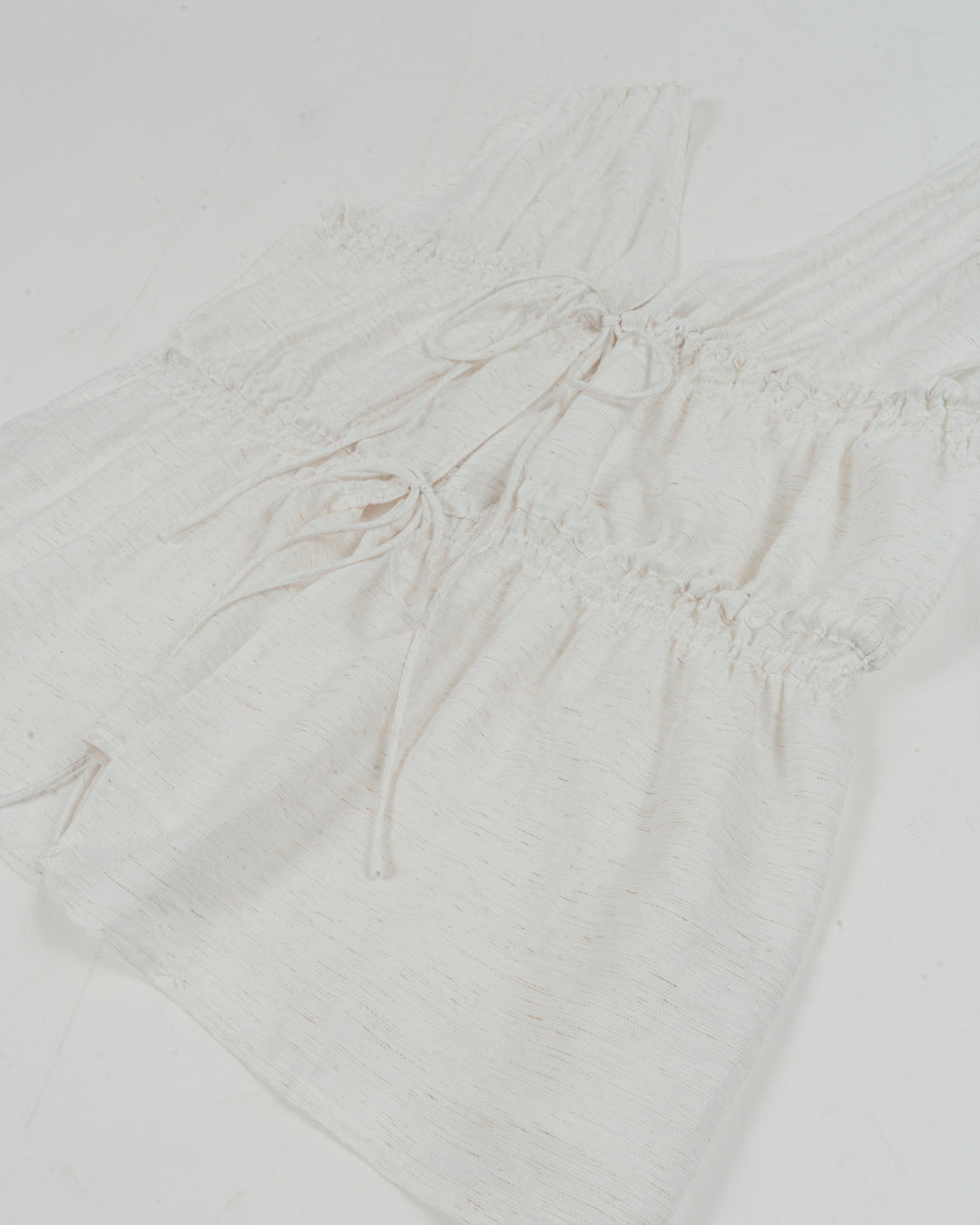 ［SET］リネンタッチShirringリボンブラウス + 10oz ニュアンスバイカラー リラックスワイドデニム（2SET）