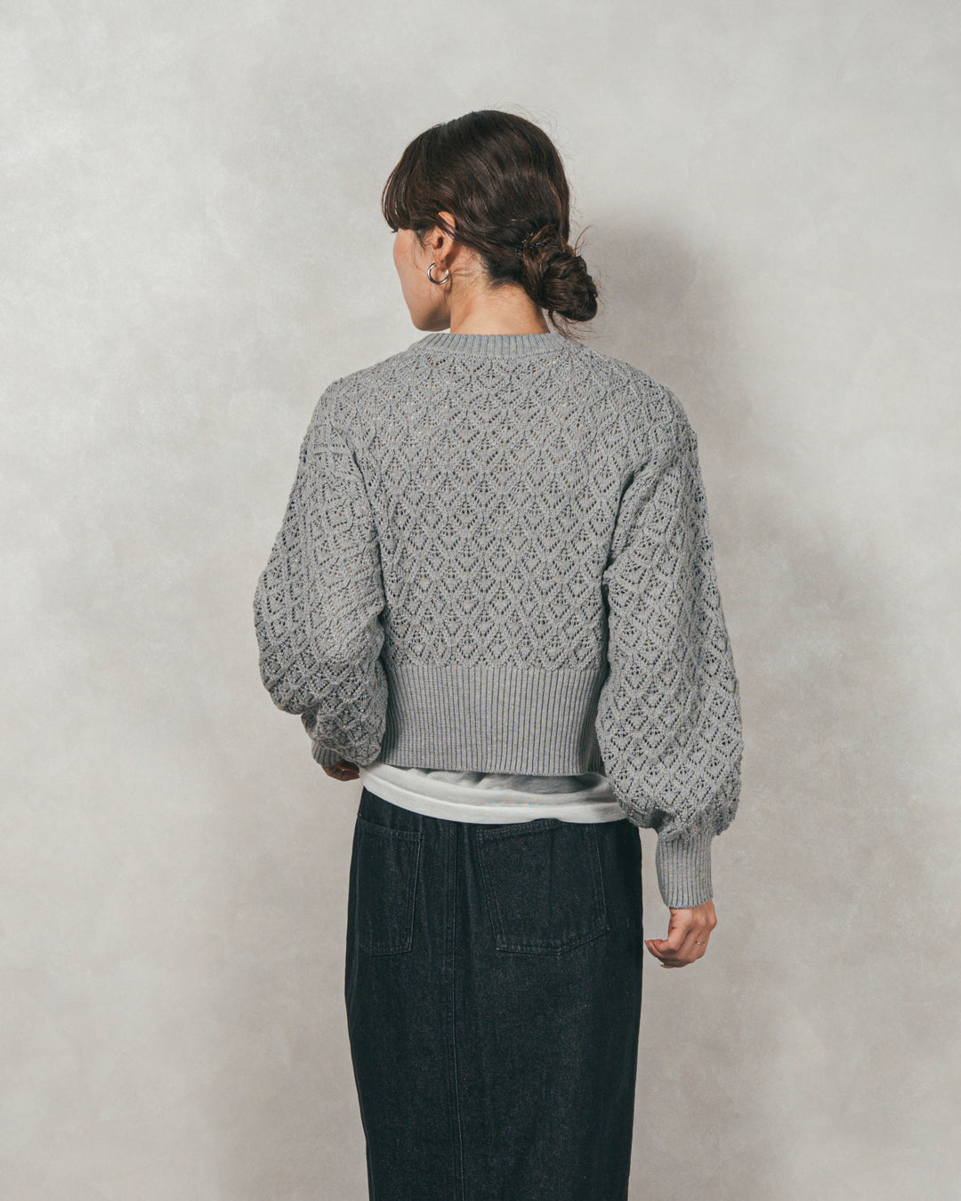 ［SET］透かし編みフロントスリットニット+フロントスリット Iラインデニムスカート（2SET）