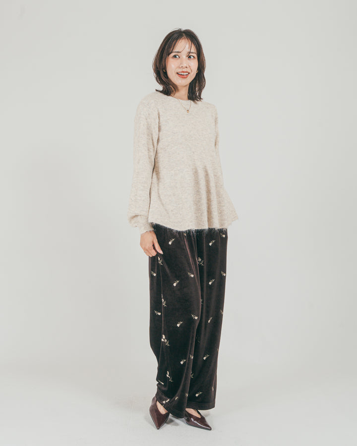 ［SET］モヘア Peplumニット + Flower刺繍 ベロアパンツ（2SET）