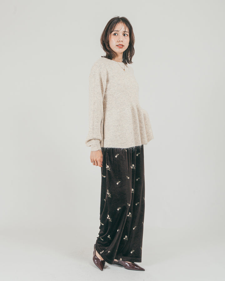 ［SET］モヘア Peplumニット + Flower刺繍 ベロアパンツ（2SET）