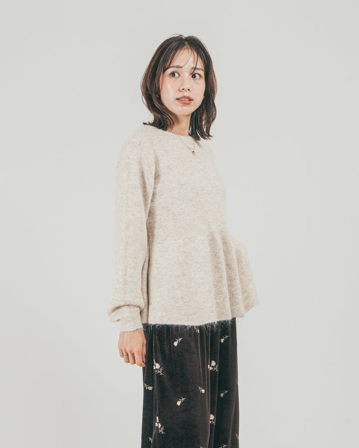 ［SET］モヘア Peplumニット + Flower刺繍 ベロアパンツ（2SET）
