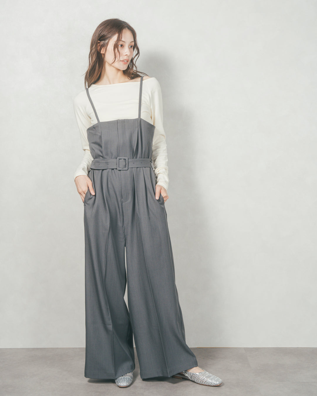 ［SET］3-Way すっきり見えオフショルトップス+ウエストベルト付 Twillキャミサロペ（2SET）