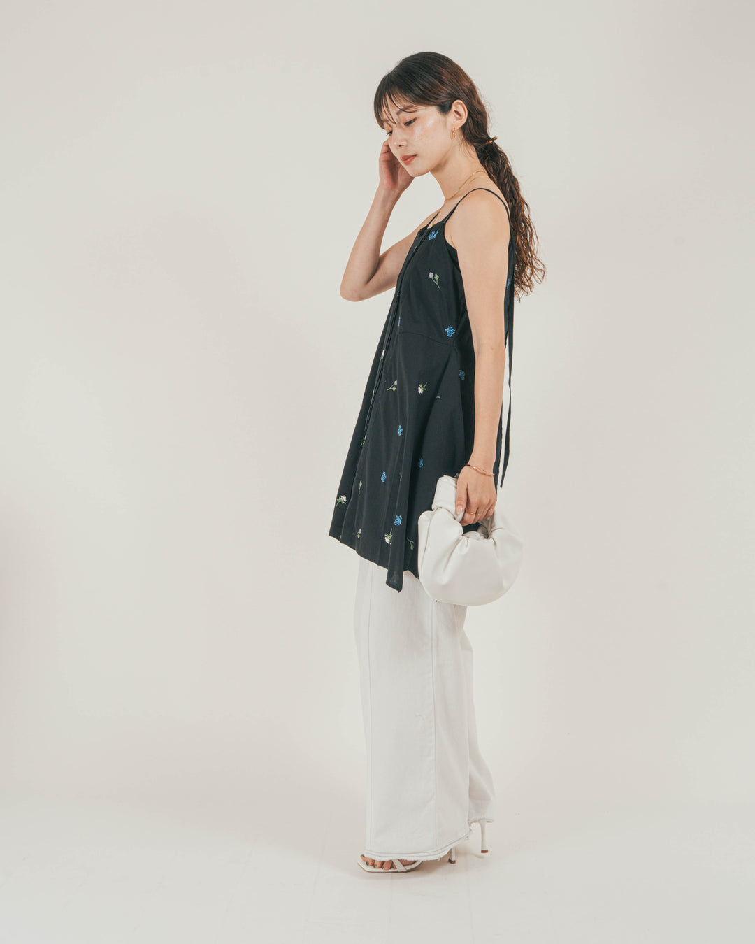 ［SET］Flower刺繍チュニックキャミ + 10oz ニュアンスバイカラー リラックスワイドデニム（2SET）