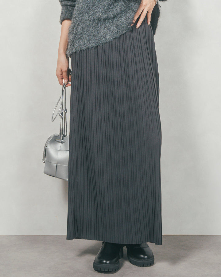 プリーツNarrowロングスカート (CHARCOAL)