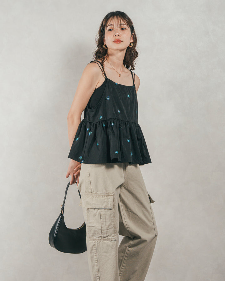 ［SET］Flower刺繍　ボリュームキャミ + ピグメントツイルカーゴパンツ（2SET）