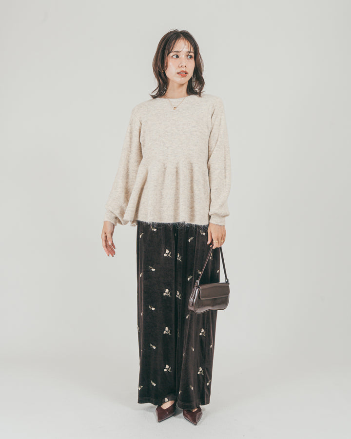 ［SET］モヘア Peplumニット + Flower刺繍 ベロアパンツ（2SET）
