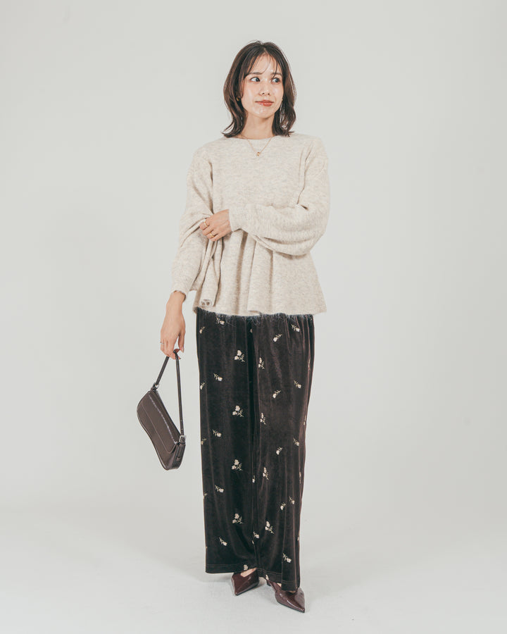 ［SET］モヘア Peplumニット + Flower刺繍 ベロアパンツ（2SET）