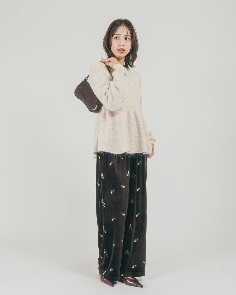 ［SET］モヘア Peplumニット + Flower刺繍 ベロアパンツ（2SET）