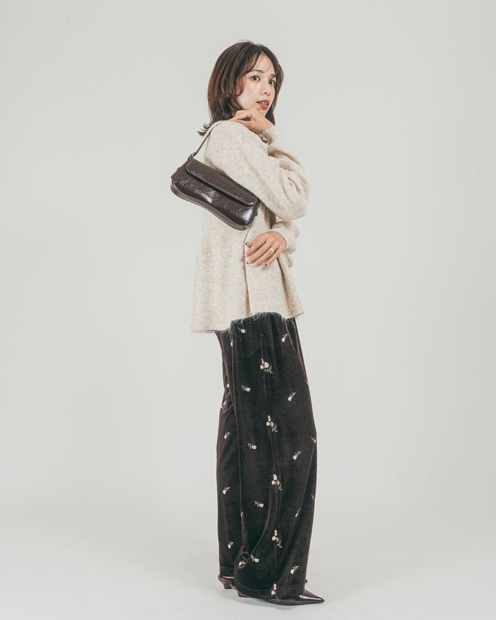 ［SET］モヘア Peplumニット + Flower刺繍 ベロアパンツ（2SET）