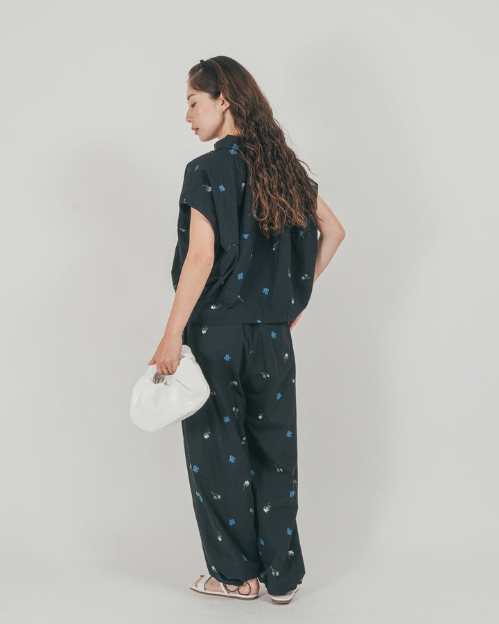 ［SET］Flower刺繍コクーンシャツ + Flower刺繍リラックスパンツ（2SET）
